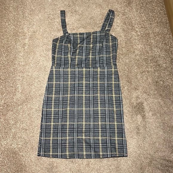 Forever 21 plaid dress, never worn - Picture 1 of 3